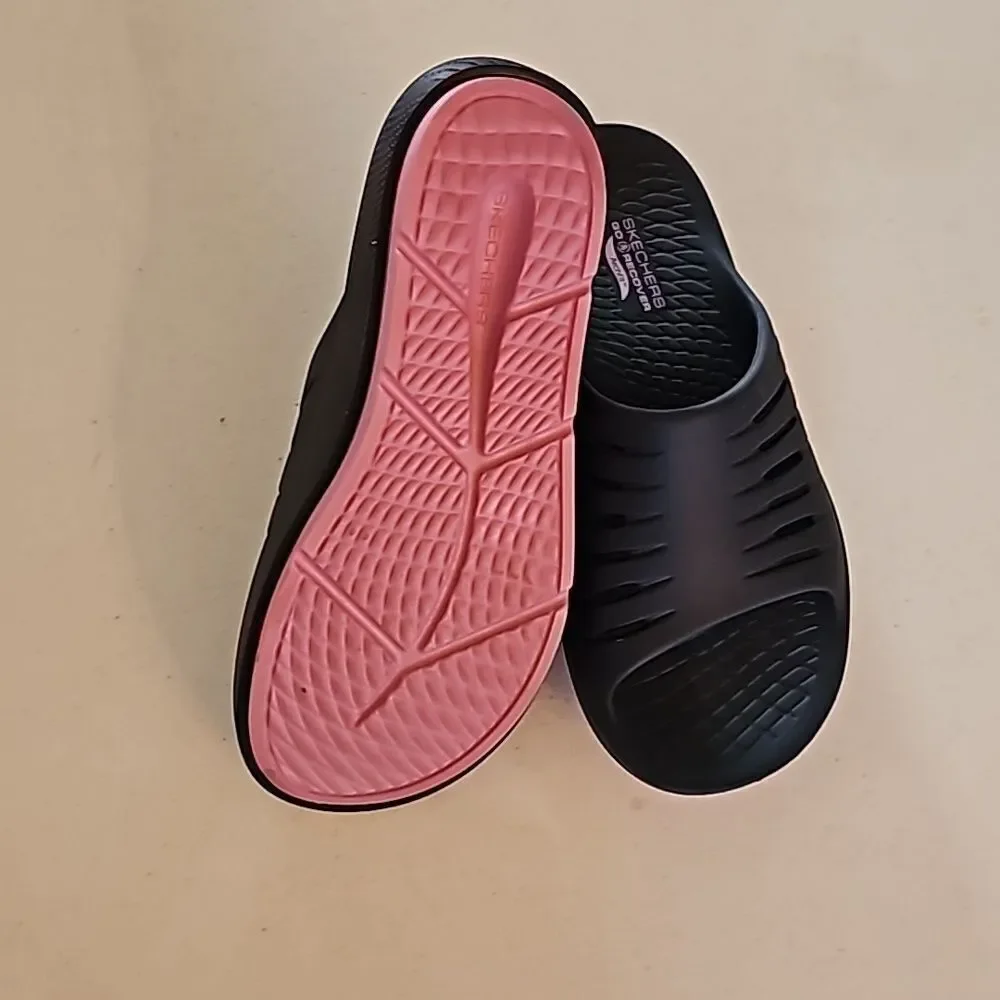 New Sketchers Go Recover Sandal in Navy, Size 8 - Picture 4 of 6